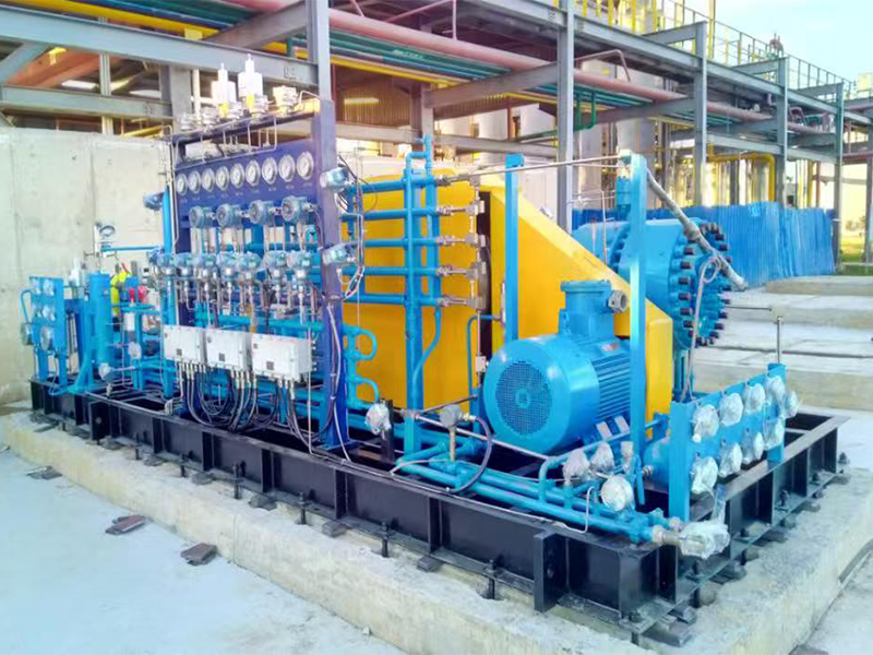 90MPa大排量加氢站压缩机